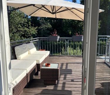 Holsterhausen Apartment | MESSE, Uniklinikum, Grugapark - Charmante Wohnung mit Dachterrasse in guter Lage