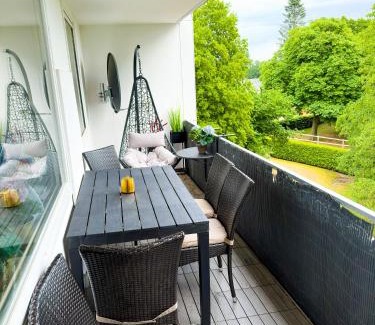 Mittelfeld Apartment | Messewohnung für 5 Gäste mit Balkon und Lift