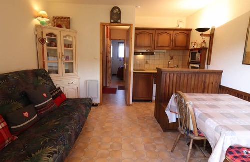Metabief Apartment | METABIEF - NEIGHBORHOOD BEAUSOLEIL - Front des Pistes building 4-person apartment