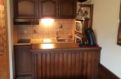 Metabief Apartment | METABIEF - NEIGHBORHOOD BEAUSOLEIL - Front des Pistes building 4-person apartment