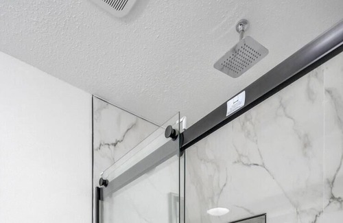Metairie Apartment | Metairie Suburban Serenity