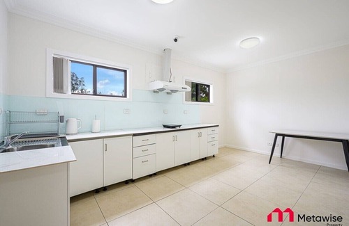 Parramatta Condo | MetaWise Parramatta Cozy Room Share Bathroom WiFi