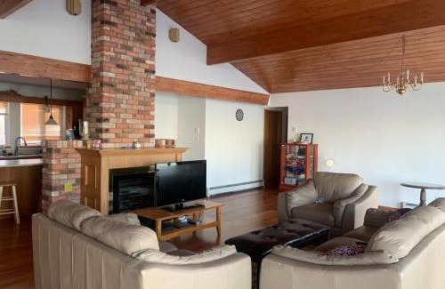 Metchosin Villa | Metchosin Beach House