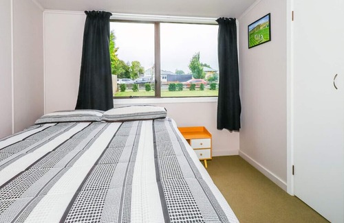 Methven House | Methven Ski Bach | No Guest Fees | Can Accommodate Extra Guests