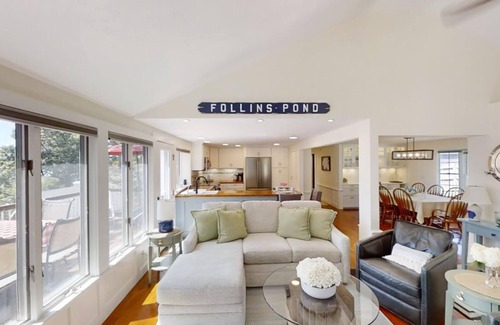 Yarmouth Port House | Meticulously renovated with Waterviews of Follins Pond