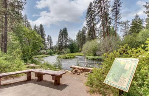 Camp Sherman House | Metolius Cabin 5
