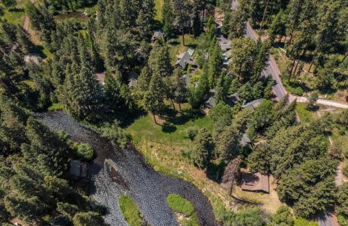 Camp Sherman House | Metolius Cabin 5