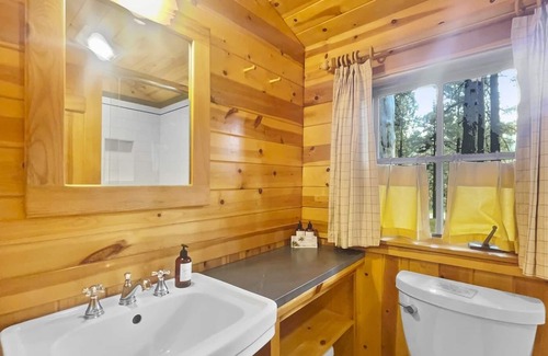 Camp Sherman Cabin | Metolius River Resort Cabin 12 - Luxurious cabin on the Metolius River w/