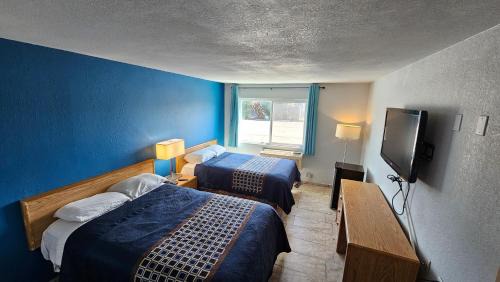 Stockton Hotel | MetroParc 'nSuites