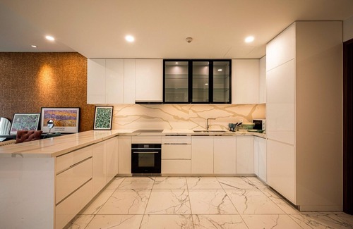 Thu Thiem Apartment | Metropole Complex By KVG Suite Apartment