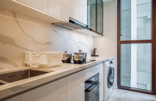 Thu Thiem Apartment | Metropole Complex By KVG Suite Apartment