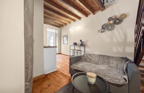 Coulanges-les-Nevers Apartment | Mezzanine, Terrasse privée et Clim