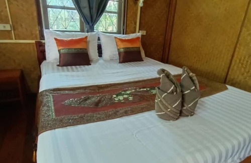 Thani Hotel | MG Guest House