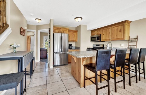 Wolf Creek Condo | MH 602 | Year-Round Escape in Eden, UT!