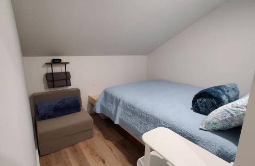 Boyne City Cottage | MI Cabin Upnorth - Beach Access