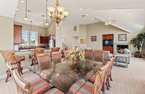 Whalehead Beach House | Mi Casa Bella - Ocean: Pool | Hot Tub | Rec Room