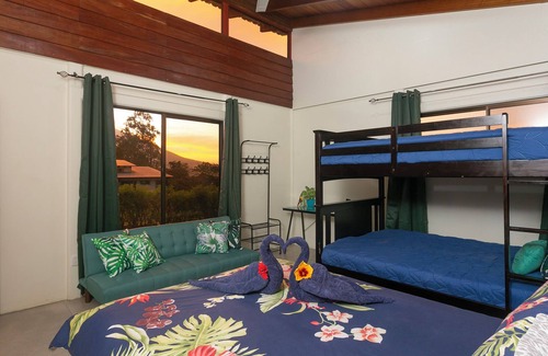 Bijagua Bed & Breakfast | Mi casa es su casa B&B