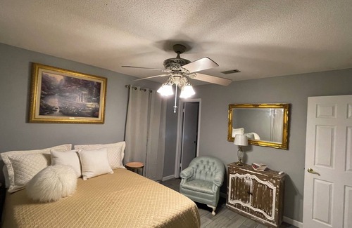 Lake City House | Mi Casa Es Tu Casa - "The Gateway to Florida" a Charming Accommodation for 8