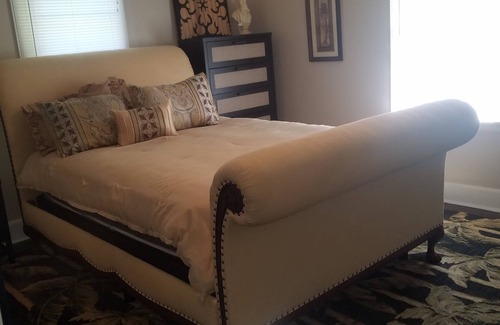 High Point House | Mi Casa, Su Casa
