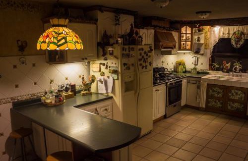 Zona 13 House | Mi casa, tu casa