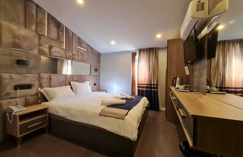 Tokoglu Hotel | Mia Cara Alaçatı