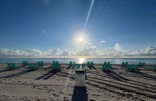 Hollywood South Central Beach Apartment | Miami Hollywood Great Two Bedroom Apartment with Channel View 006-22bvic