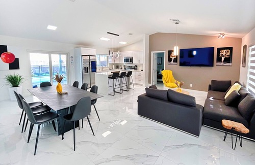 Palmetto Estates House | Miami house, Heated pool, Artificial beach, Mini golf, luxury and comfort