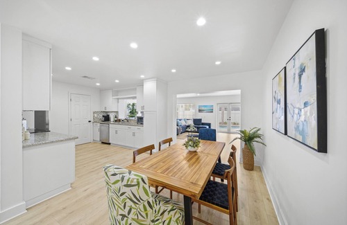 Westchester House | Miami Oasis: Pool & Game Fun!