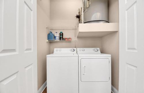 Houston Apartment | Miami Vice - 1BR-NRG-Medical Center-Galleria