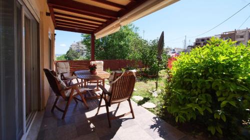 Kropia Apartment | Michael Apartment, near the Airport