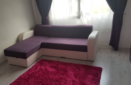 Oradea Apartment | Michael's apartment!