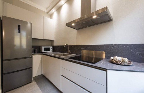 Oltrarno Apartment | Michelangelo Hideaway by Mmega