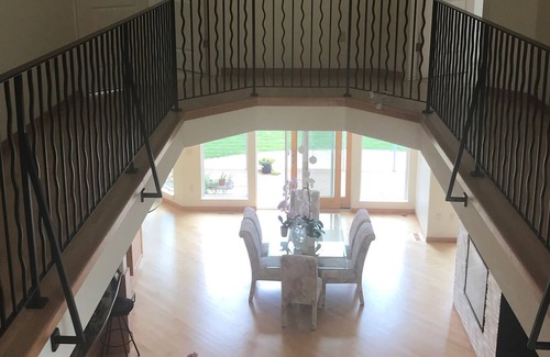 Fox Point House | Michigan Lake Front House 15 min to Milwaukee downtown!