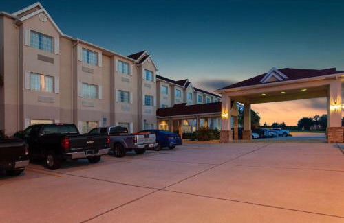 Lady Lake Hotel | Microtel Inn and Suites by Wyndham - Lady Lake/The Villages