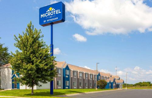 Janesville Hotel | Microtel Inn by Wyndham Janesville