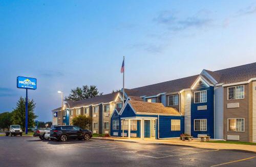 Janesville Hotel | Microtel Inn by Wyndham Janesville