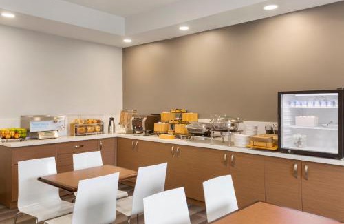 Wheeler Ridge Hotel | Microtel Inn & Suites by Wyndham Wheeler Ridge