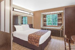 Manchester Hotel | Microtel Inn & Suites by Wyndham Manchester - Newly Renovated