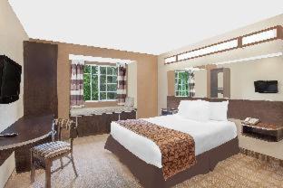 Manchester Hotel | Microtel Inn & Suites by Wyndham Manchester - Newly Renovated