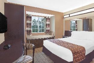 Manchester Hotel | Microtel Inn & Suites by Wyndham Manchester - Newly Renovated