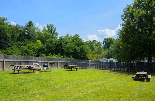 Cherokee Hotel | Microtel Inn & Suites by Wyndham Cherokee