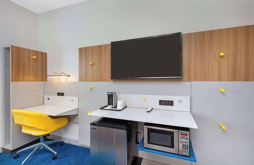 Opelika Hotel | Microtel Inn & Suites by Wyndham Opelika