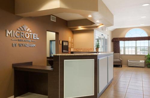 Pleasanton Hotel | Microtel Inn & Suites Pleasanton