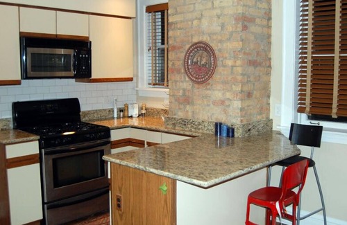 North Evanston Apartment | Mid Century Elegance in Evanston Vintage Apartment.