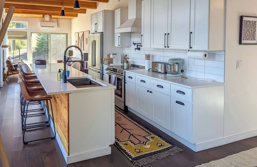 Worley House | Mid-Century Escape: Lake Views, Steps to Cave Bay!
