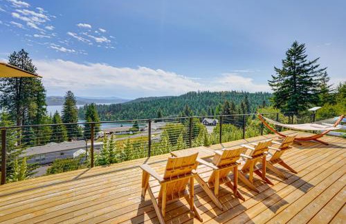 Worley House | Mid-Century Escape Lake Views, Steps to Cave Bay!