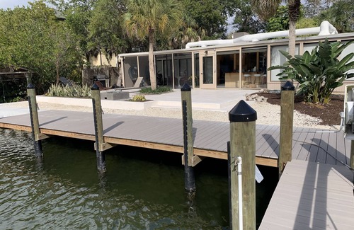 Siesta Key House | Mid-Century Meets Boaters’ Dream