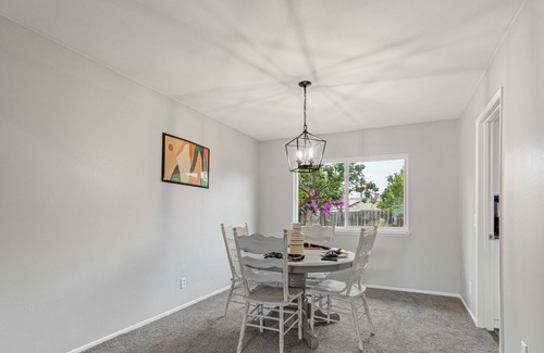 Camarillo House | Mid-Century Meets Modern!