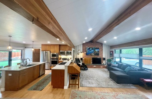 Broadmoor House | Mid-Century Modern Ranch Home On the Creek!