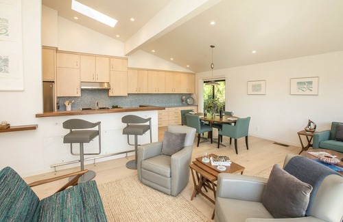 Alta Mesa House | Mid-Century Modern Meets Coastal Contemporary in This Stunning Mesa Home!